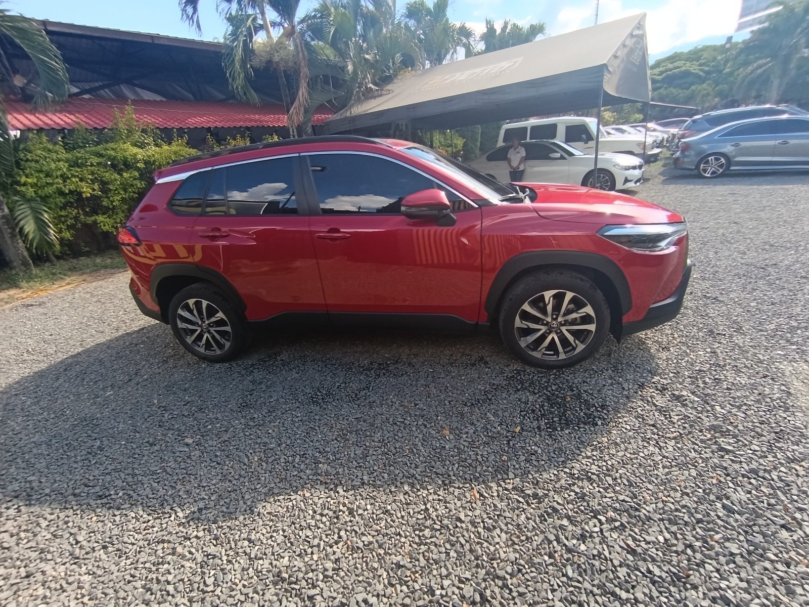 se vende rav 4 rojo